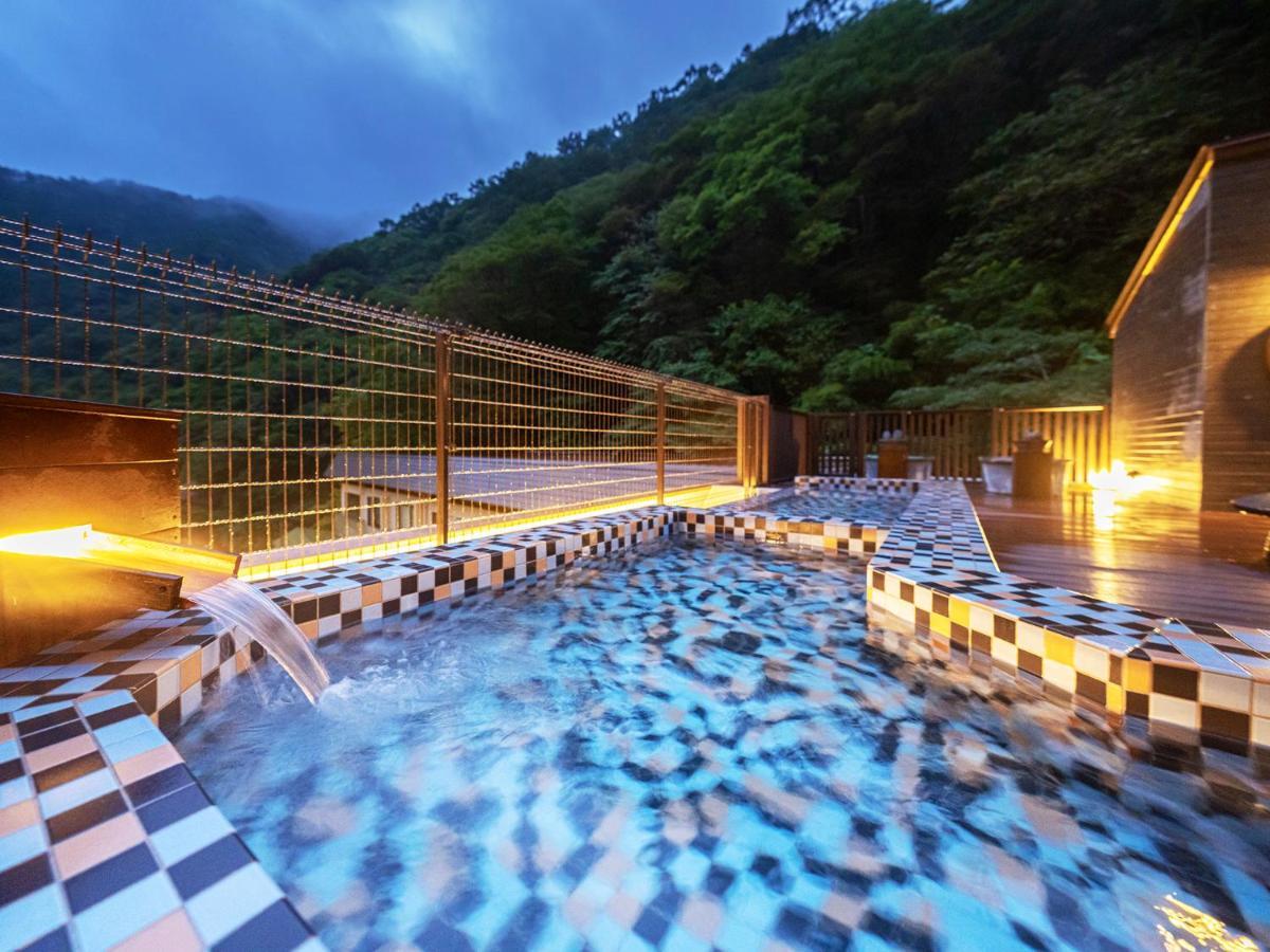 Hotel Hakkei Maniwa Exterior foto